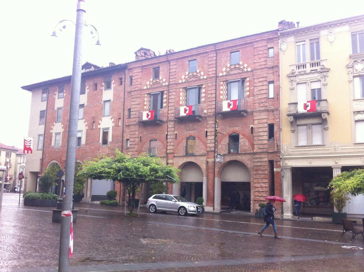 Appartamento In Centro Storico 아스티 외부 사진