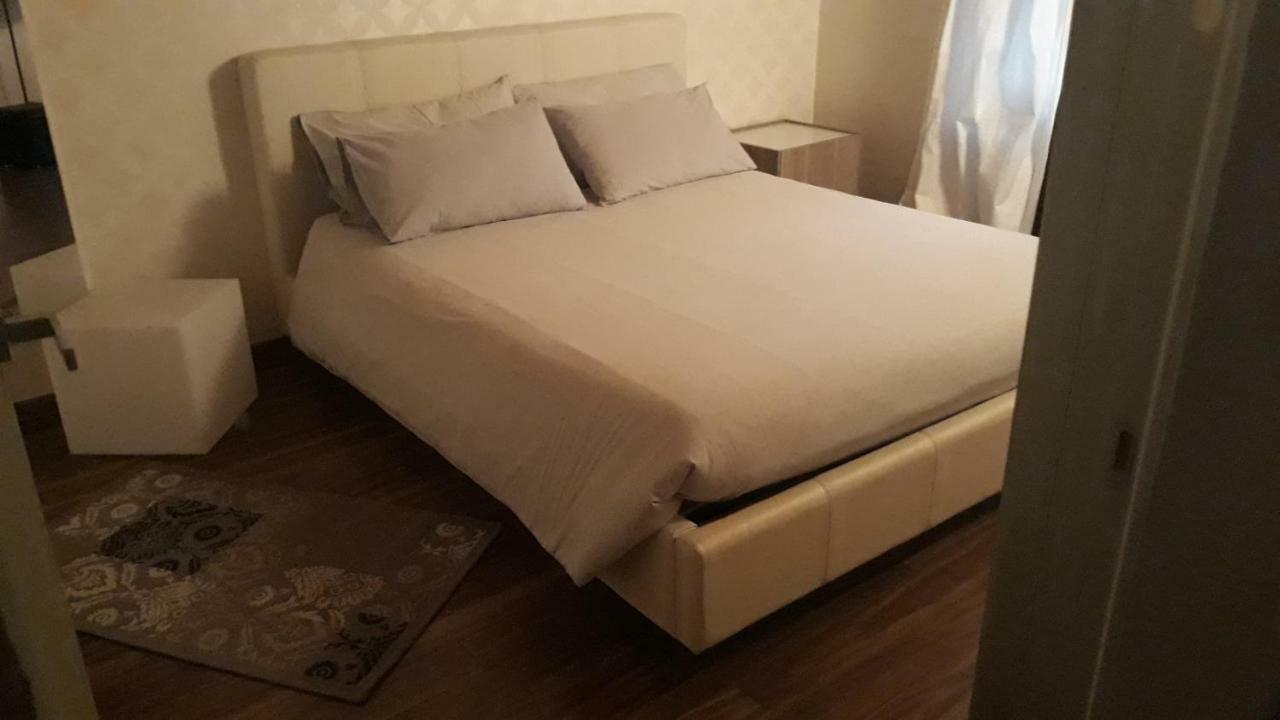 Appartamento In Centro Storico 아스티 외부 사진